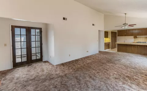 1709 E Cross Ave, Tulare, CA 93274 photo 10