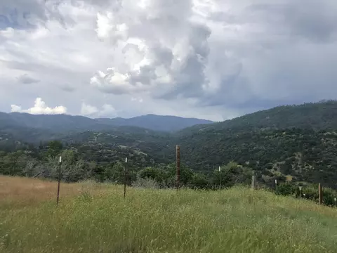51404 Hogback Dr, Badger, CA 93603 photo 20