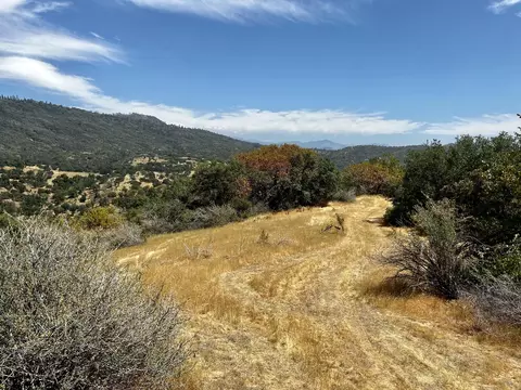 51404 Hogback Dr, Badger, CA 93603 photo 29
