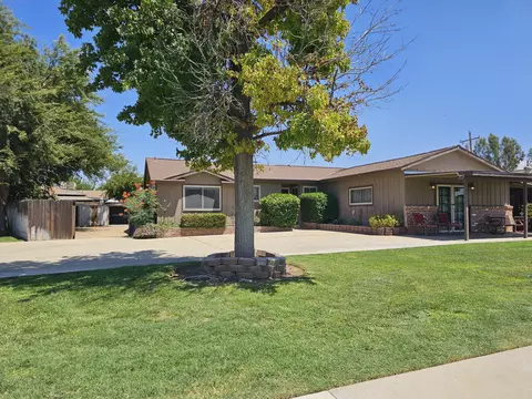 101 Whittier Ct, Exeter, CA 93221