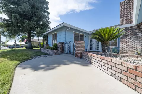 3534 W Cherry Ave, Visalia, CA 93277 photo 7