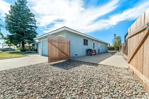 3534 W Cherry Ave, Visalia, CA 93277 photo 57