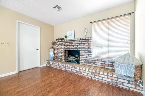 3534 W Cherry Ave, Visalia, CA 93277 photo 17