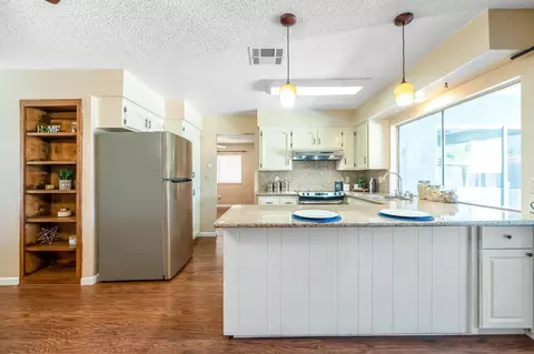 3534 W Cherry Ave, Visalia, CA 93277 photo 20