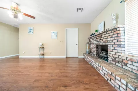3534 W Cherry Ave, Visalia, CA 93277 photo 15