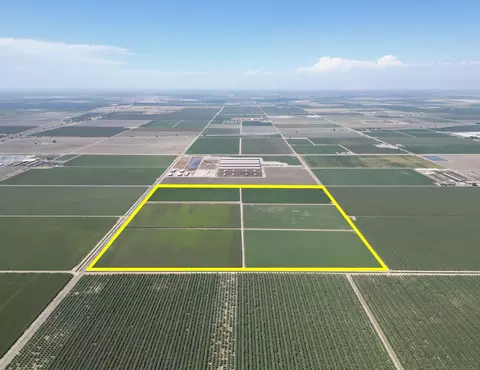 Road 160, Tipton, CA 93272
