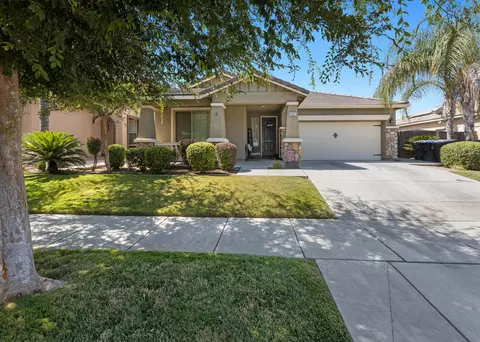 3447 W Delta Ave, Visalia, CA 93291