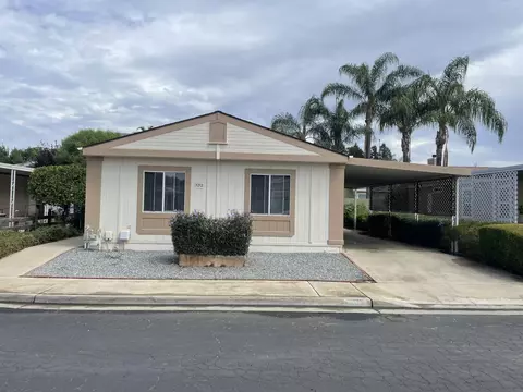 5212 W La Vida Ave, Visalia, CA 93277