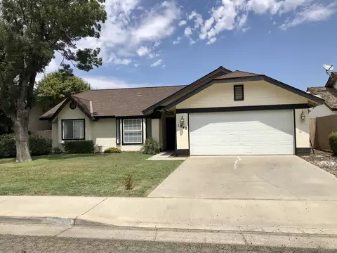 1840 Fairhaven Ave, Porterville, CA 93257