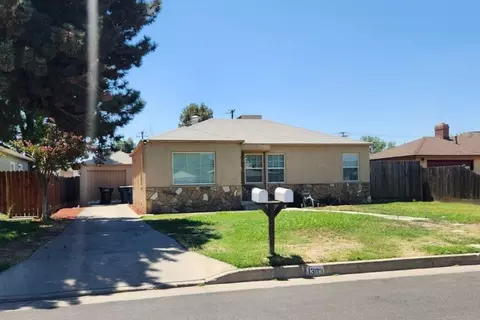 1303 E Sequoia Ave, Tulare, CA 93274