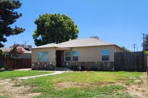 1303 E Sequoia Ave, Tulare, CA 93274 photo 2