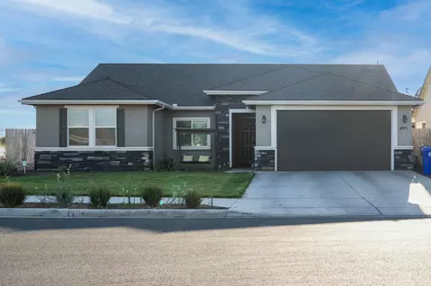495 S Belmont St, Porterville, CA 93257