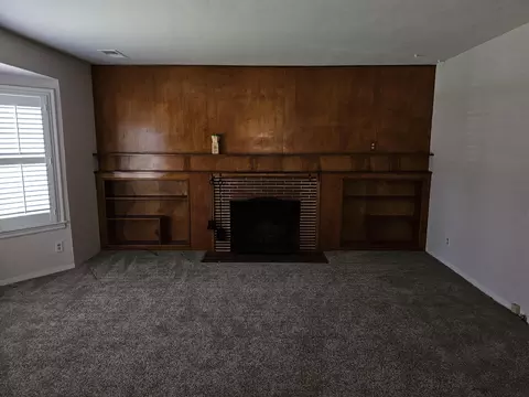 976 E San Joaquin Ave, Tulare, CA 93274 photo 6