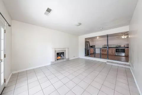 30 S Olive St, Lemoore, CA 93245 photo 13