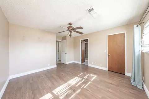 30 S Olive St, Lemoore, CA 93245 photo 16