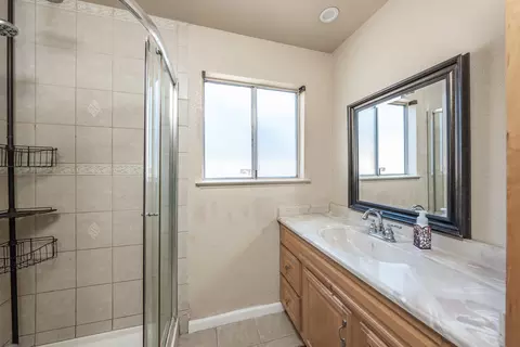 30 S Olive St, Lemoore, CA 93245 photo 17