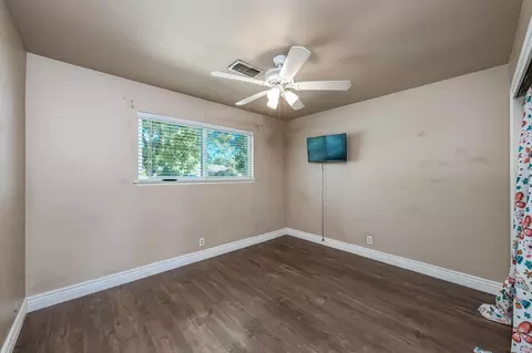 30 S Olive St, Lemoore, CA 93245 photo 20