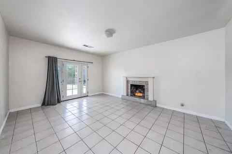 30 S Olive St, Lemoore, CA 93245 photo 12