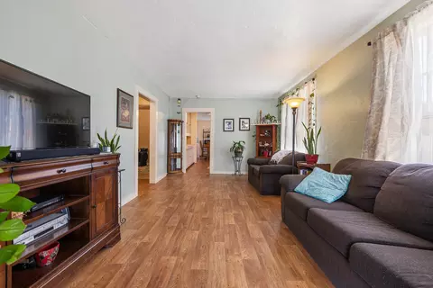 222 E Sweet Ave, Visalia, CA 93292 photo 10