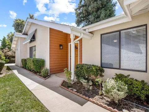 1317 E Vassar Dr, Visalia, CA 93292 photo 3