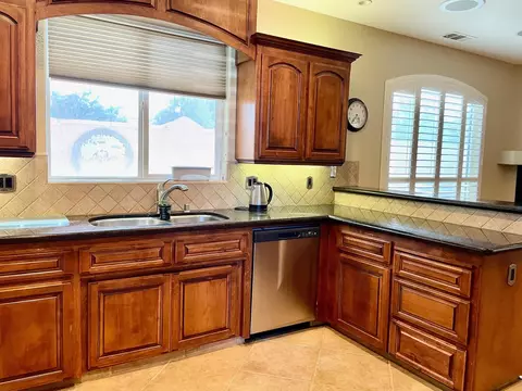 219 Lake Dr, Lemoore, CA 93245 photo 15