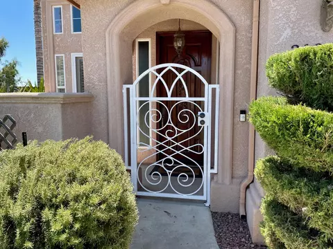 219 Lake Dr, Lemoore, CA 93245 photo 3