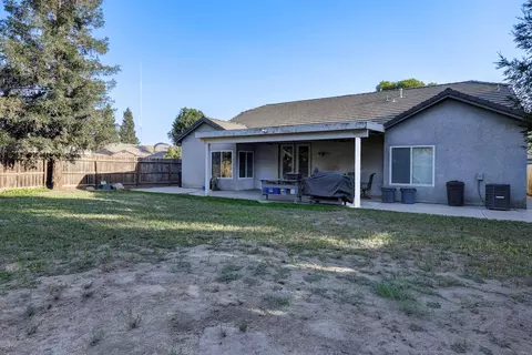 2418 E La Vida Ave, Visalia, CA 93292 photo 32