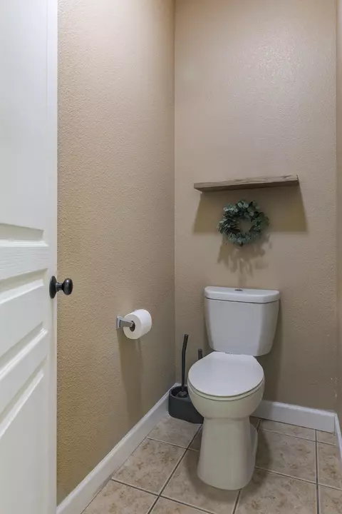 2418 E La Vida Ave, Visalia, CA 93292 photo 23