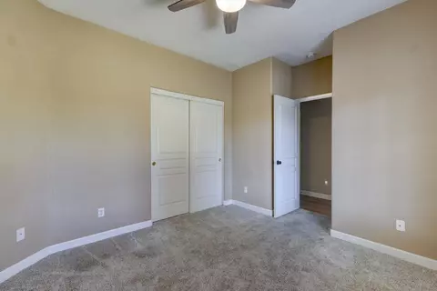 2418 E La Vida Ave, Visalia, CA 93292 photo 27