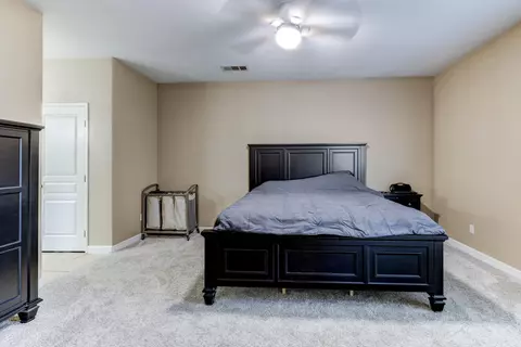 2418 E La Vida Ave, Visalia, CA 93292 photo 17