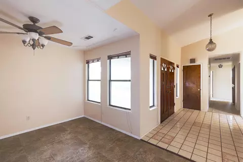 2205 E Vassar Dr, Visalia, CA 93292 photo 8