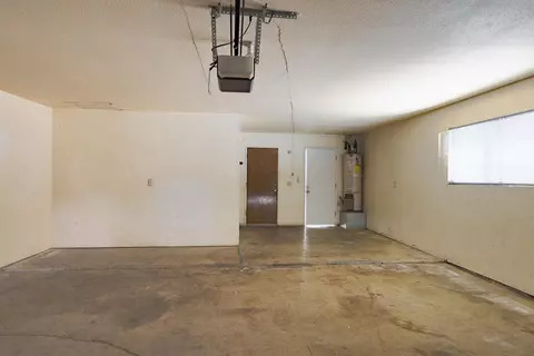2205 E Vassar Dr, Visalia, CA 93292 photo 31