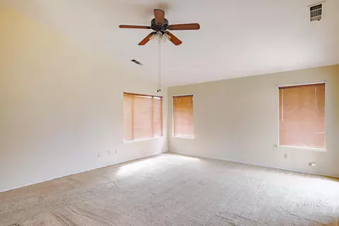 2205 E Vassar Dr, Visalia, CA 93292 photo 12