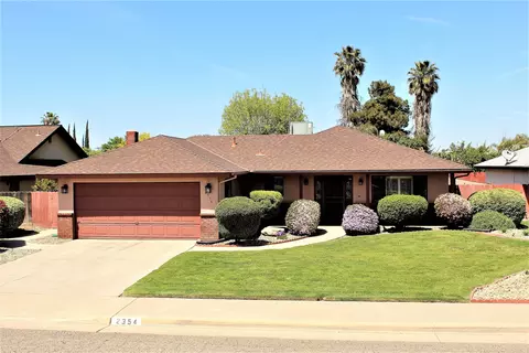 2354 W Garden Ave, Porterville, CA 93257