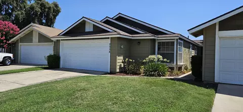 2328 N Cain St, Visalia, CA 93292