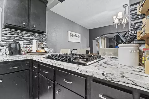 380 Champion St, Lemoore, CA 93245 photo 13