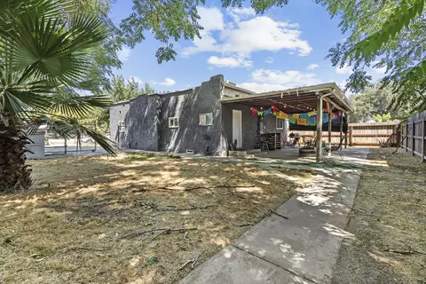 380 Champion St, Lemoore, CA 93245 photo 28