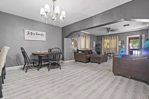 380 Champion St, Lemoore, CA 93245 photo 7