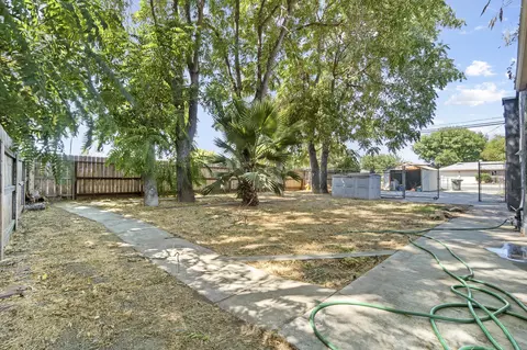 380 Champion St, Lemoore, CA 93245 photo 26