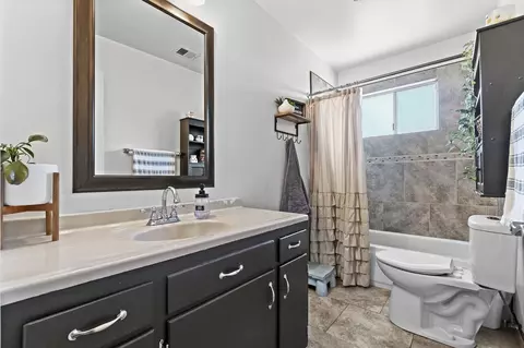 586 Woods Ave, Tipton, CA 93272 photo 19