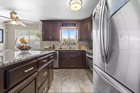 586 Woods Ave, Tipton, CA 93272 photo 16