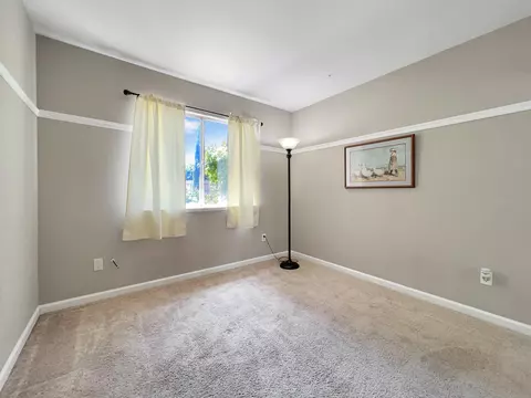 4101 E Paradise Ave, Visalia, CA 93292 photo 12