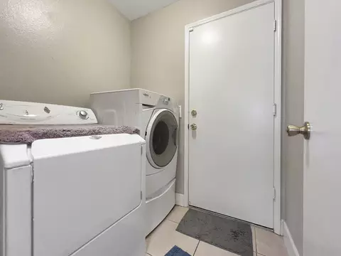 4101 E Paradise Ave, Visalia, CA 93292 photo 20