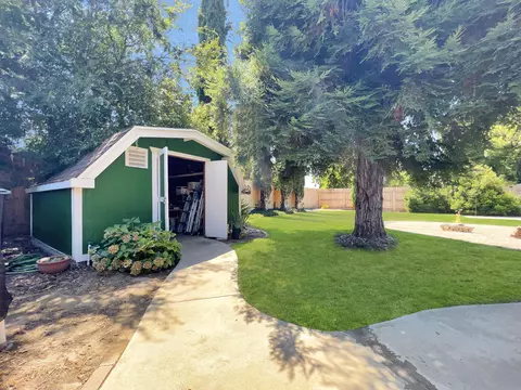 4101 E Paradise Ave, Visalia, CA 93292 photo 28