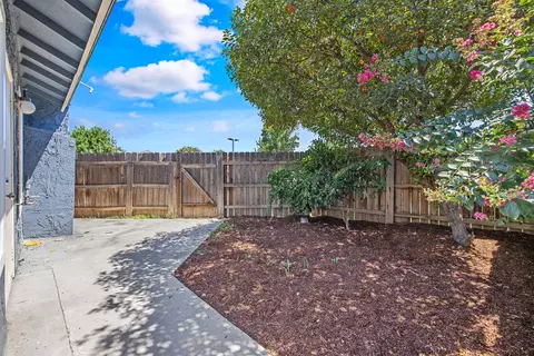 1407 E Sunnyview Ave, Visalia, CA 93292 photo 33