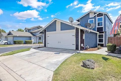 1407 E Sunnyview Ave, Visalia, CA 93292 photo 2