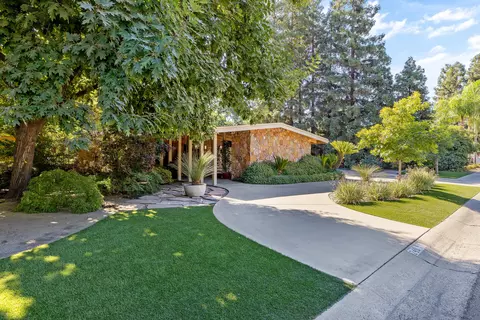 248 N Ranch St, Visalia, CA 93291
