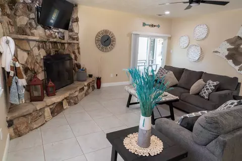 40768 Crystal Dr, Three Rivers, CA 93271 photo 13
