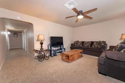 22233 Carson Ave, Exeter, CA 93221 photo 3