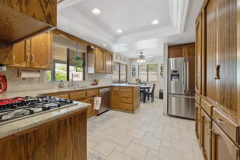 3224 E Birch Ave, Visalia, CA 93292 photo 24